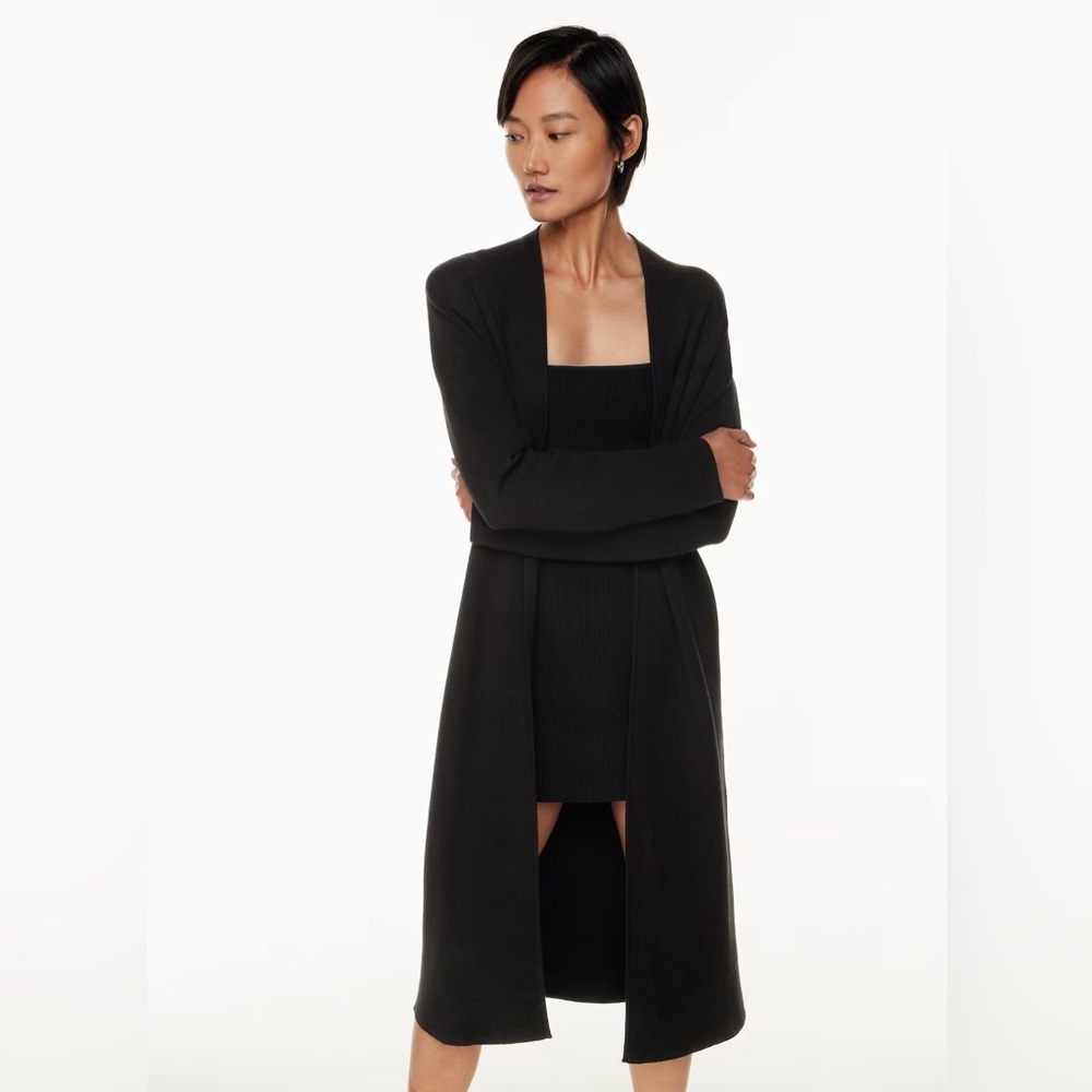 Babaton Black Orpheum Robe - Picture 7 of 13